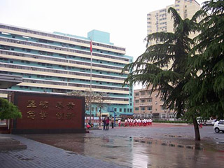 北京市西罗园学校