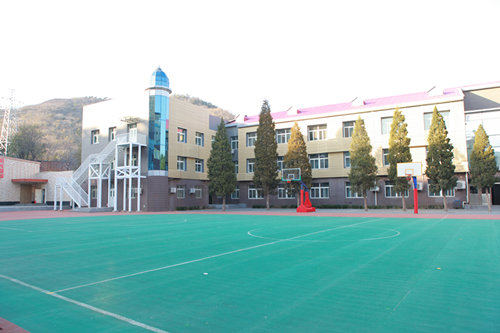 北京市海淀区红英小学