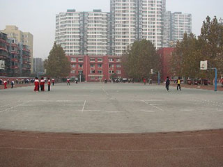 北京市东铁匠营第二中学