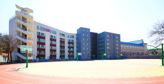 北京市第一六六中学 